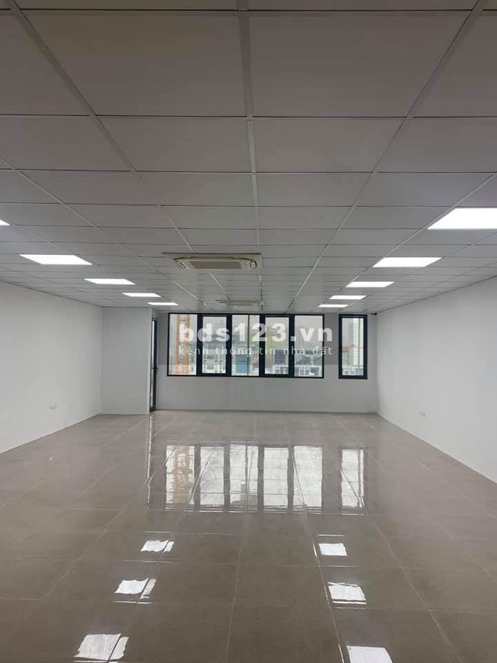 Tòa Nhà Văn Phòng phân Lô Trần Thái Tông 10 tầng vỉa hè dtsd 129m2 mặt tiền 7.2, giá 60 tỷ