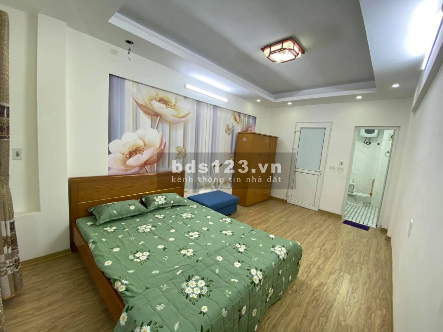 Bán nhà nguyên căn Ngũ Nhạc diện tích sử dụng 30m2, 4 tầng kiên cố, giá bán 2.55 tỷ, lhcc