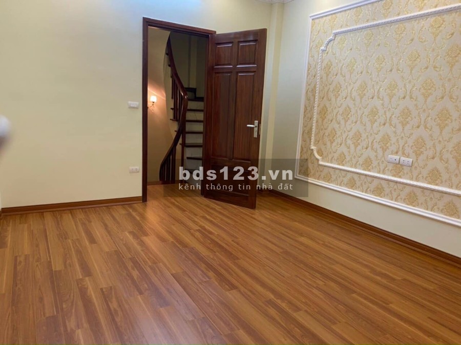 Bán nhà Hoàng Hoa Thám, Thụy Khuê, Ba Đình 40m2 x 5 tầng mới giá 4.65 tỷ