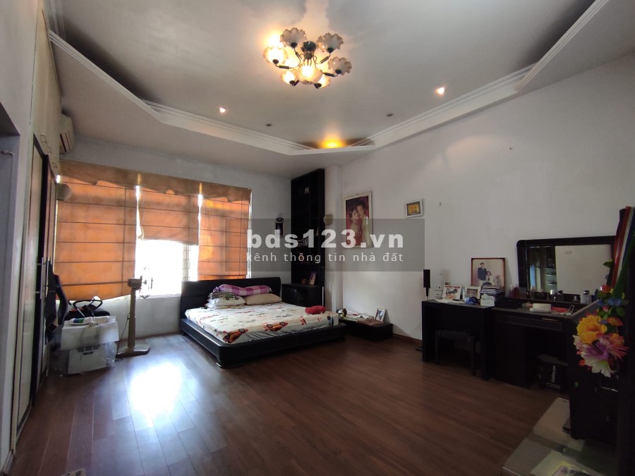 Nhà Nguyễn Văn Cừ hiếm có, diện tích sử dụng 75m, mt 6.8m, 4 tầng giá bán 11.45 tỷ