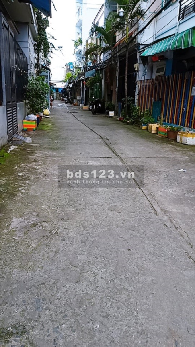 Bán gấp nhà hẻm xe hơi đường 5F Bình Tân diện tích 4,3x10m giá bán chỉ 2,9 tỷ TL