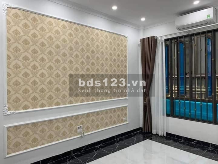 Bán nhà phân lô phố Chùa Láng 50 m2 4 tầng,ô tô, kinh doanh. Nhỉnh 10 tỷ