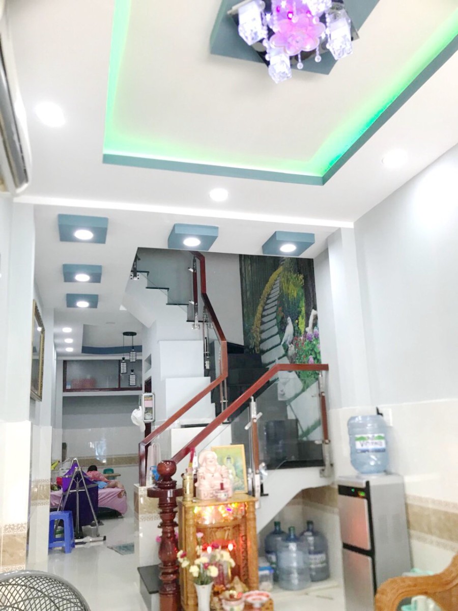 Nhà mới đẹp 1 lầu, gần MT đường Hưng Phú Quận 8 giá bán 4.65 tỷ, hỗ trợ vay ngân hàng