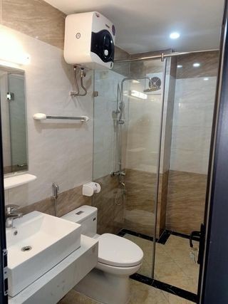 Bán nhà nguyên căn Long Biên ngõ ô tô, 2 mặt thoáng, kinh doanh đỉnh, dtsd 66m, giá 4.6 tỷ