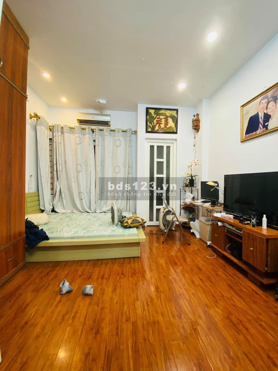 Oto đỗ cửa, 5T 53m2 ngõ 154 Đình Thôn,full nội thất chỉ 5,6 tỷ. LH em Tuấn 0392969999