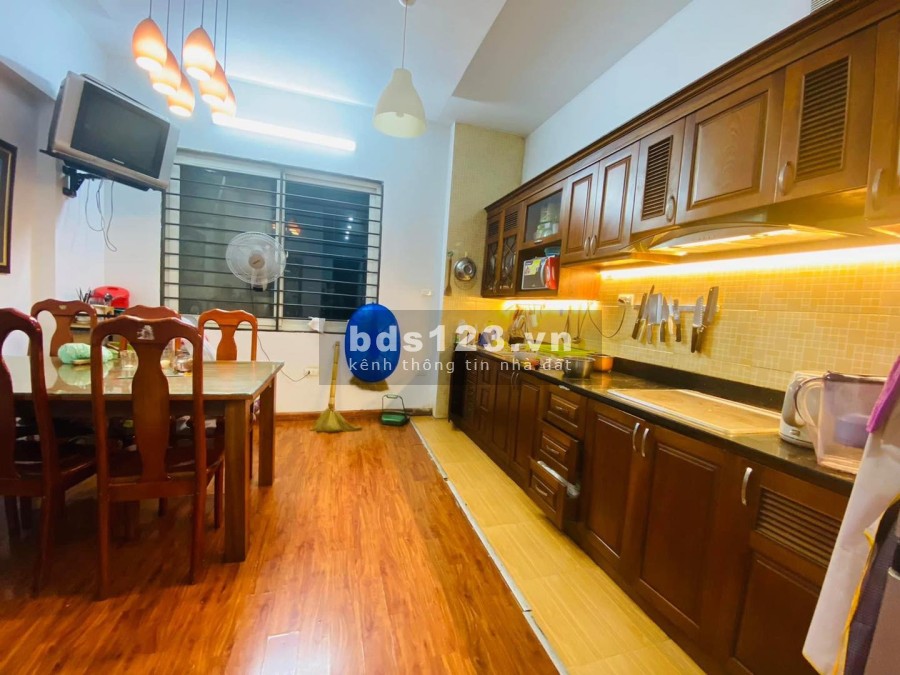 Oto đỗ cửa, 5T 53m2 ngõ 154 Đình Thôn,full nội thất chỉ 5,6 tỷ. LH em Tuấn 0392969999