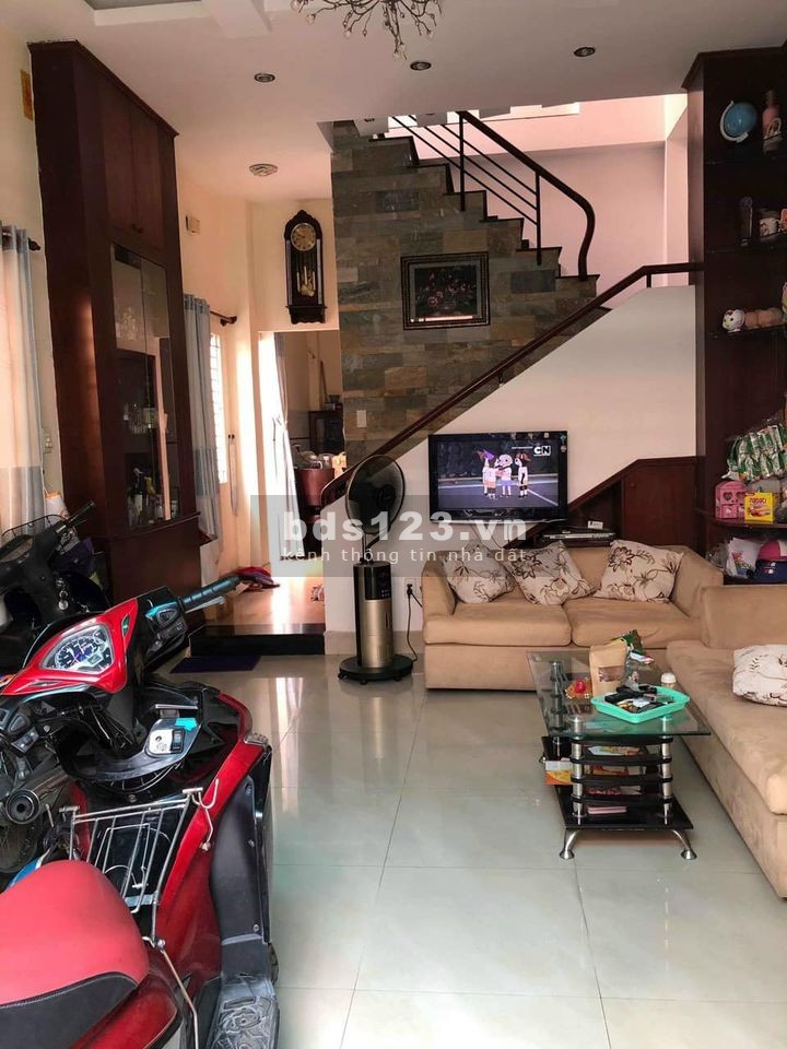 Nhà nguyên căn 1 trệt 1 lầu đúc, diện tficsh 50m2, hẻm xe hơi, mặt tiền Xuân Thới 2 giá 780 triệu