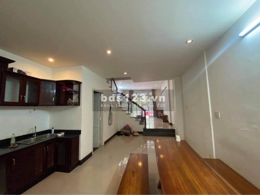 Bán nhà liền kề đúc 3 tầng thoáng, khu An Cựu City sau lưng Shophouse đường Hoàng Quốc Việt