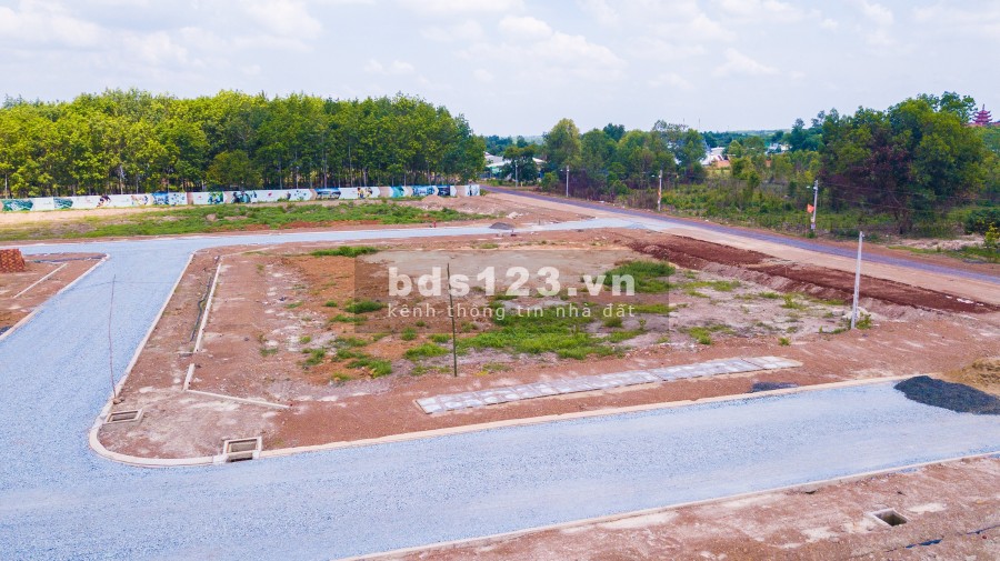 Đất nền giá rẻ trung tâm Bình Phước, đầy đủ tiện ích, chiết khấu 10% sổ sẵn riêng tư, giá tốt