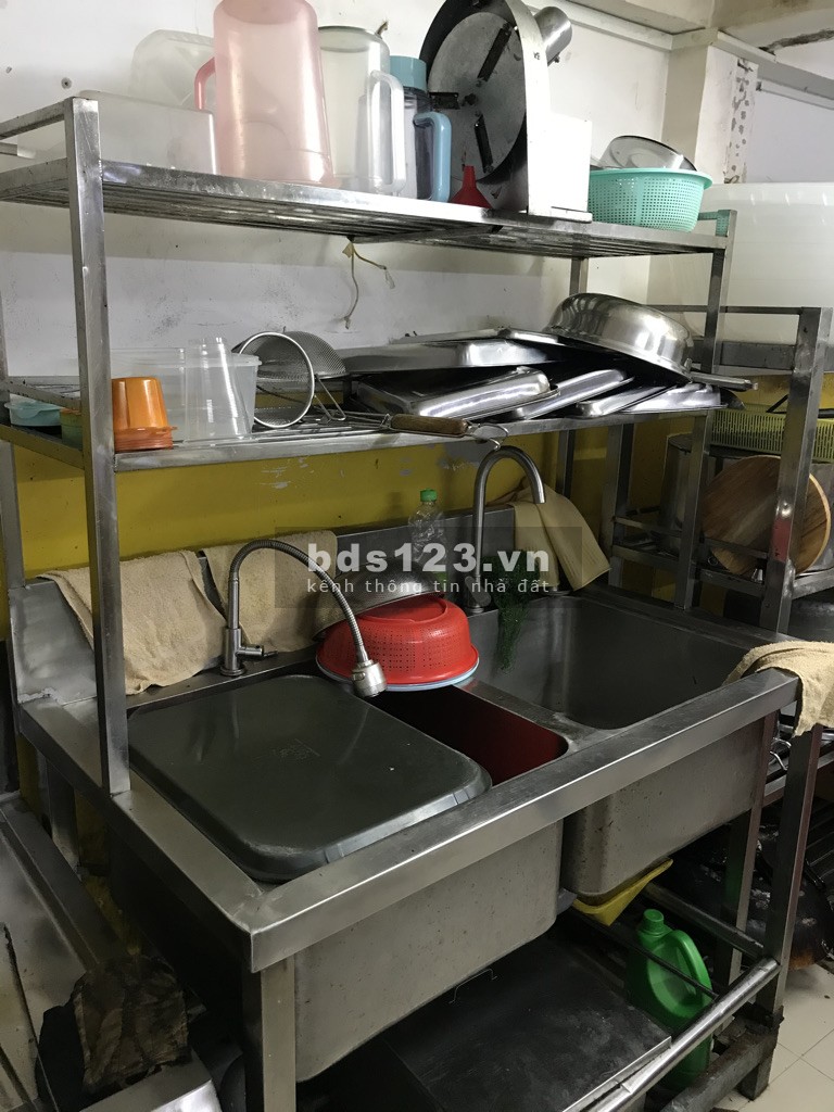 Cho thuê MT 40 Nguyễn Gia Trí (D2 Cũ), 400m2 vị trí cực đẹp liên hệ chính chủ 0937979749