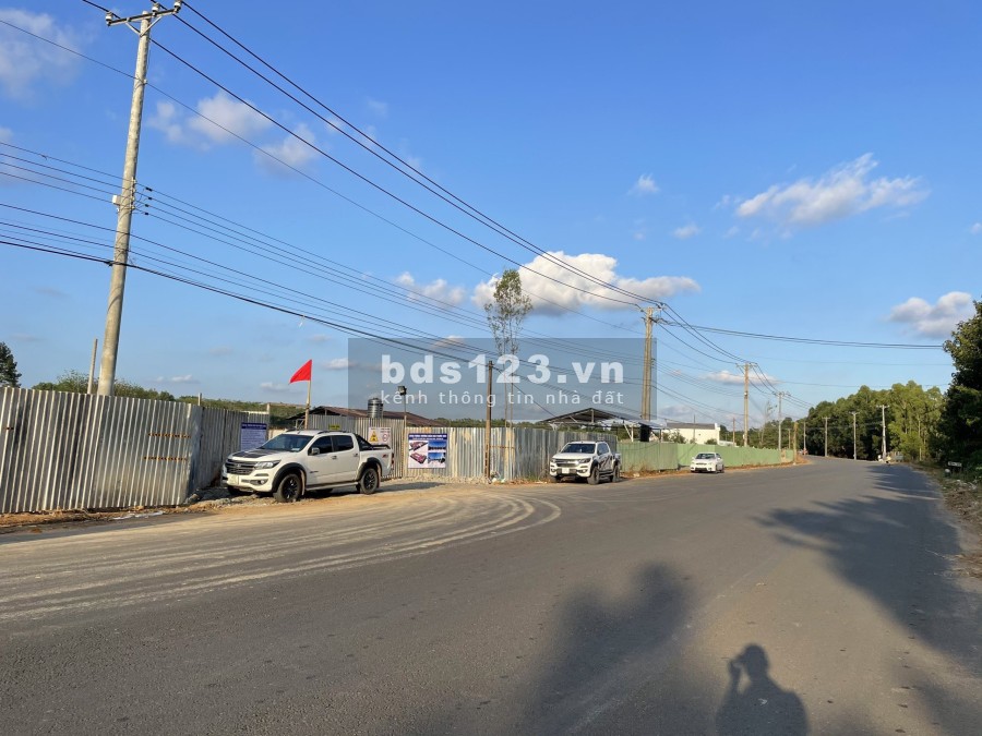 Ngộp, Cần Bán Rẻ Lô Đất Phước Bình Chỉ Với giá bán 12 triệu/m2, giá tốt sổ riêng cầm tay