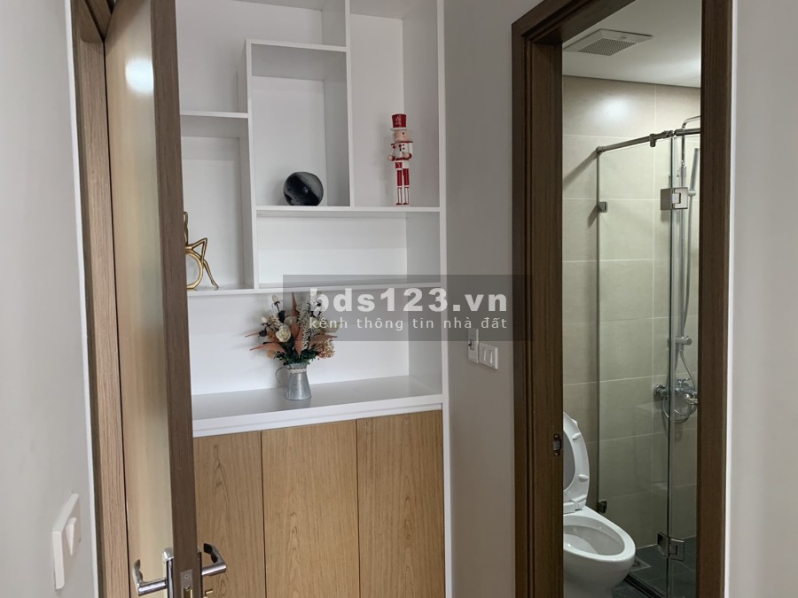 Cần bán căn hộ 3 pn diện tích 92m2, tại Rose Town 79 Ngọc Hồi, chiết khấu lên đền 155 triệu