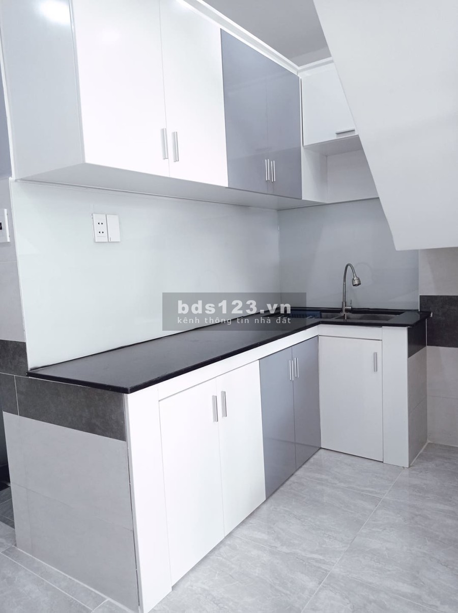 Bán gấp nhà Vườn Lài Tân Phú HXT thông quay đầu, nhà mới đẹp liên hệ 0896721788