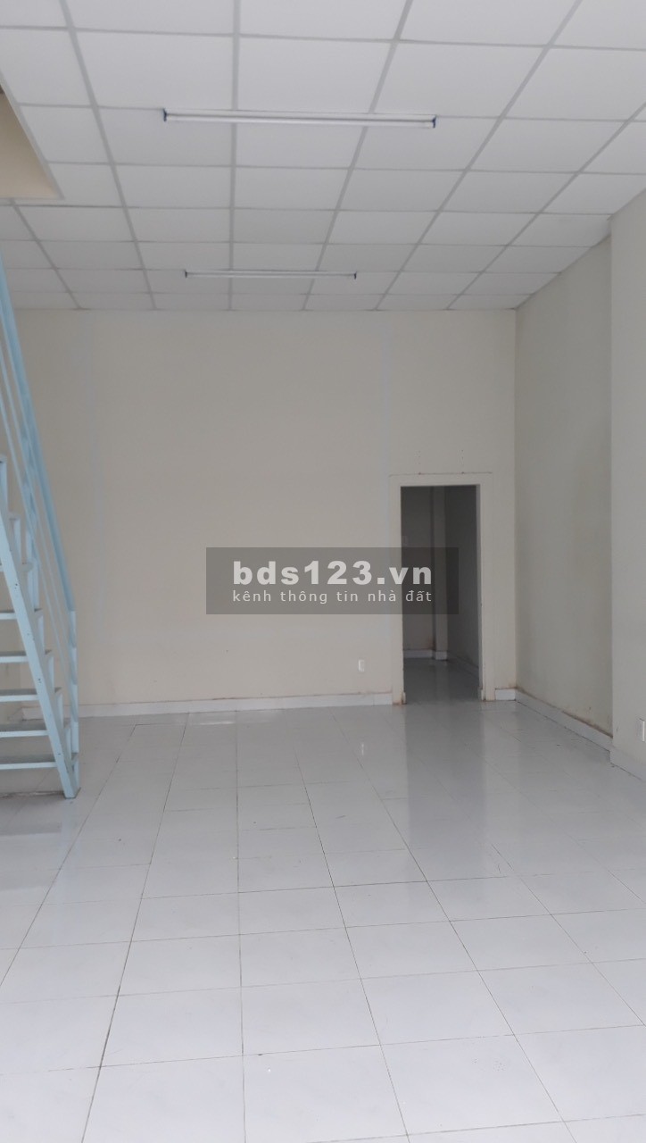 Nhà nguyên căn cho thuê ngang 4.5m2 xây 1 trệt 1 lầu MT đường Ninh Bình phường 2 Bạc Liêu