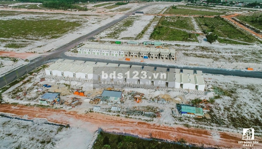 Chỉ với 400 triệu sở hữu ngay đất nền ở trung tâm hành chính Chơn Thành sổ sẵn.