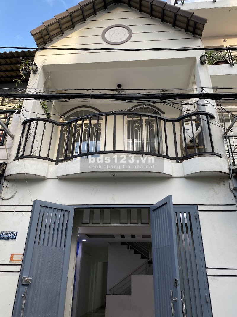 Bán nhà mới xây Quận Tân Bình 55m2 giá rẻ chỉ 5 tỷ hẻm xe hơi liên hệ xem nhà 0909194247