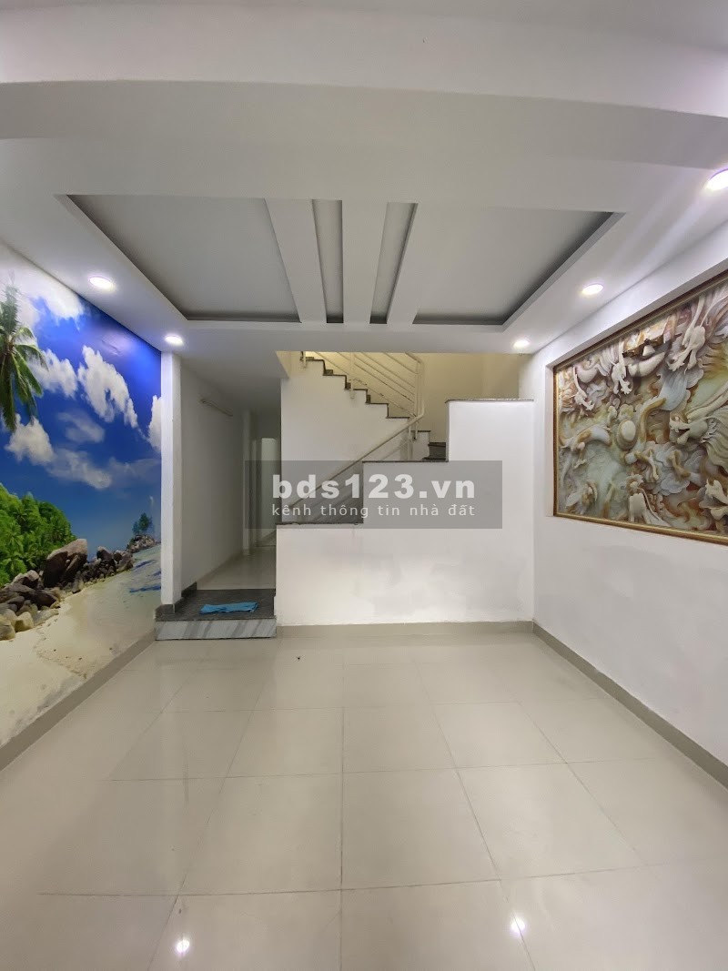 Bán nhà mới xây Quận Tân Bình 55m2 giá rẻ chỉ 5 tỷ hẻm xe hơi liên hệ xem nhà 0909194247