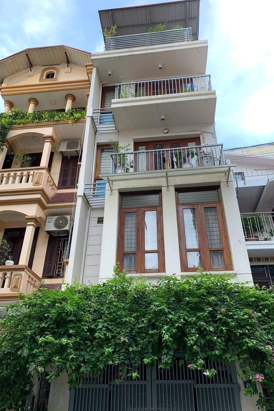 Nhà RẺ ngõ thông! Bán nhà Phạm Ngọc Thạch, NGÕ OTO, MT 5M, 4.7 Tỷ, 60m2