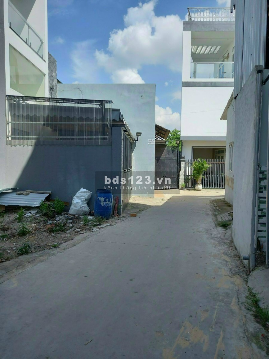Khu dân cư mới cập sát trung tâm liên hệ 0931831781, sổ riêng 100% thổ cư, lhcc