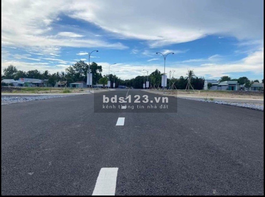 Bán đất nền giá rẻ dương minh châu góp không lãi suất liên hệ xem nhà 0941475204
