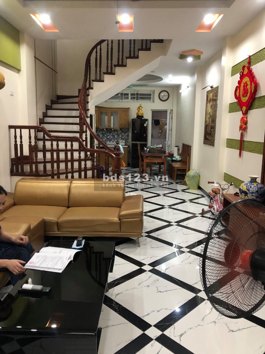 Bán Gấp Nhà 3 Tầng, Đường Bạch Đằng, Bình Thạnh, 55m2, Chỉ Nhỉnh 5 Tỷ