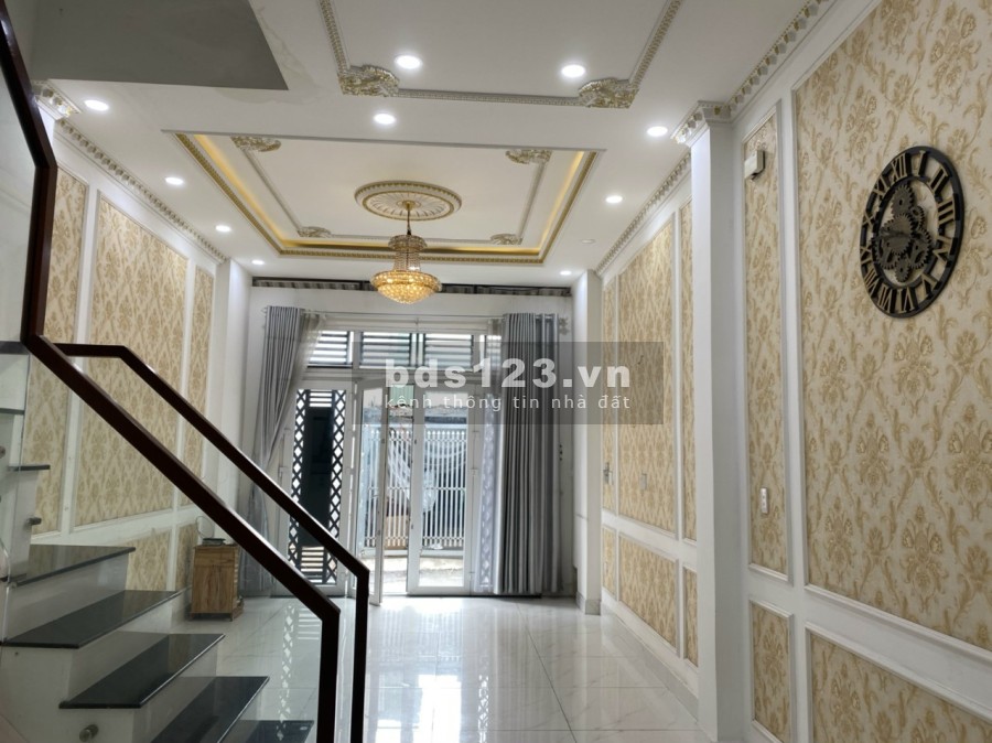 Nhà hẻm xe hơi 606 thông khu Hồng Long HBP Thủ Đức giá 5 tỷ 95 thương lượng, lh 0938160627