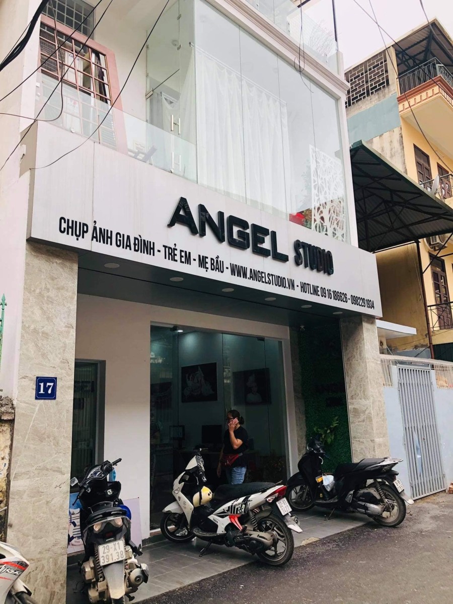 Bán nhà Phố Nguyễn Trãi Phân lô dân trí cao ô tô 7 chỗ kinh doanh siêu đẹp an ninh 20/24