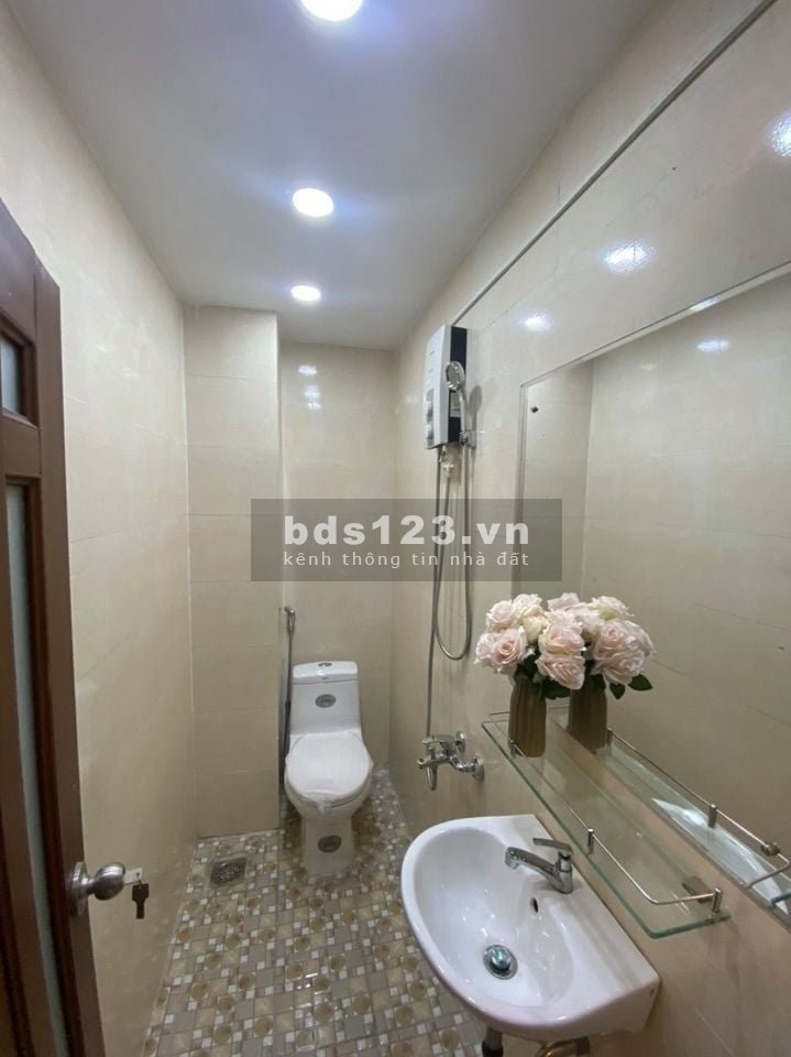 Bán gấp nhà riêng, Quận 12 đường Nguyễn Văn Quá giá bán 2.78 tỷ thương lượng, lh 0963073741