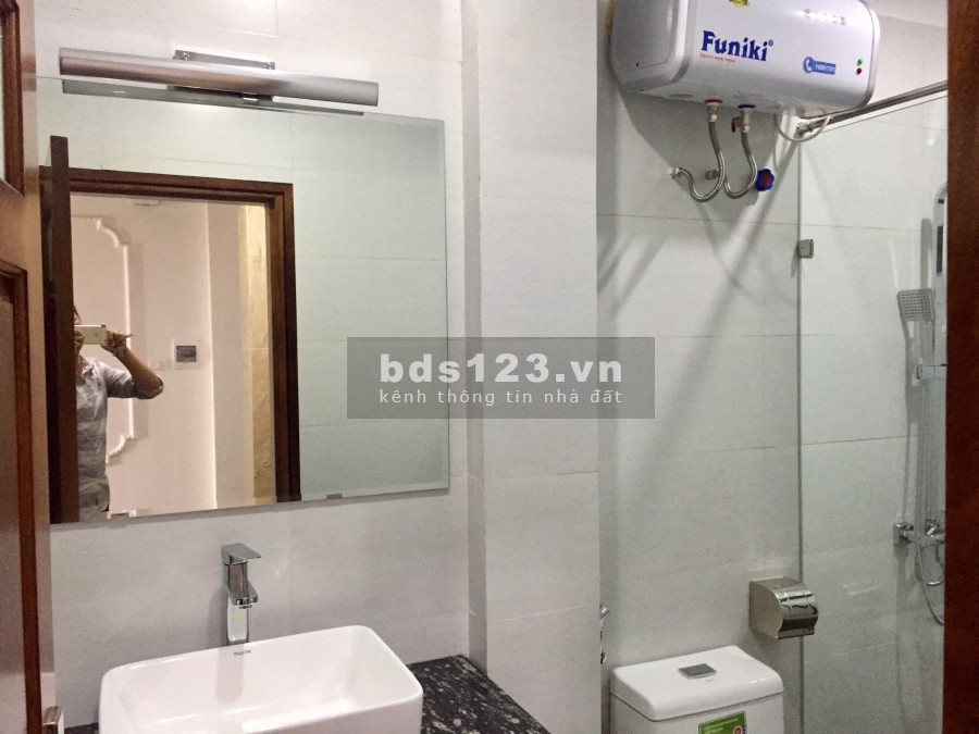 Bán nhà Ngõ 269 Lạc Long Quân, S=55m x 6T,mặt tiền 4.1m
