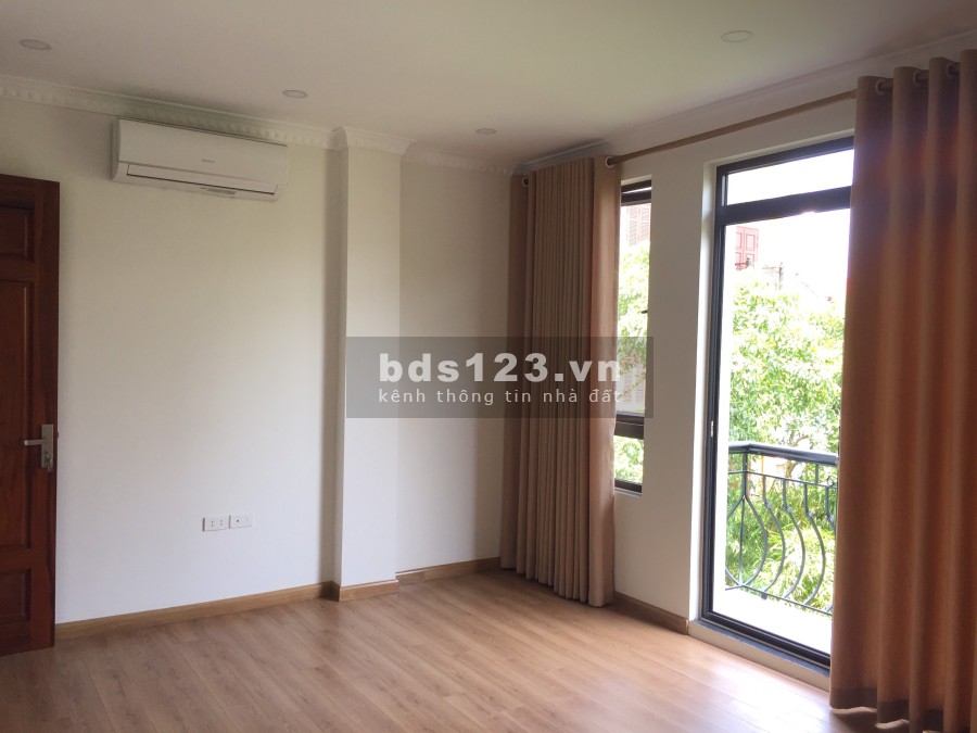 Bán nhà Ngõ 269 Lạc Long Quân, S=55m x 6T,mặt tiền 4.1m