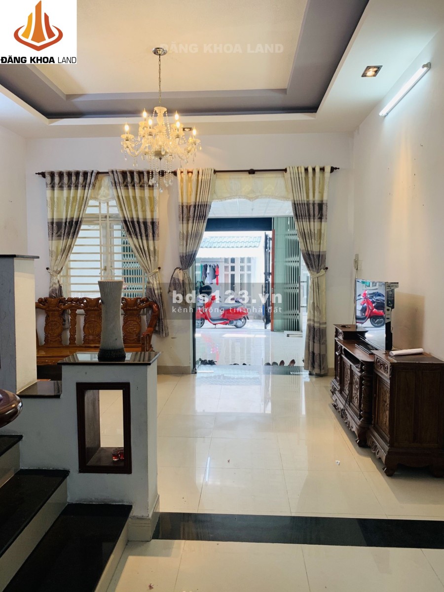 Bán Gấp Nhà Ngay Kha Vạn Cân-Đường số 9, Linh Tây, Dt 84m2 ngang 5m, Hẻm ô tô, giá 6.2 tỷ