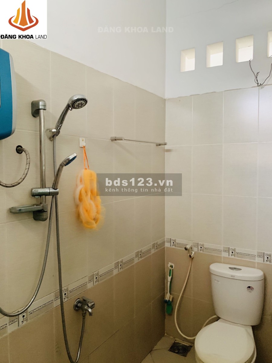 Bán Gấp Nhà Ngay Kha Vạn Cân-Đường số 9, Linh Tây, Dt 84m2 ngang 5m, Hẻm ô tô, giá 6.2 tỷ