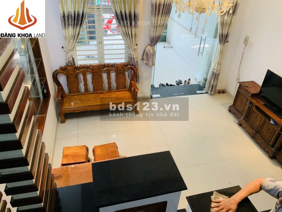 Bán Gấp Nhà Ngay Kha Vạn Cân-Đường số 9, Linh Tây, Dt 84m2 ngang 5m, Hẻm ô tô, giá 6.2 tỷ