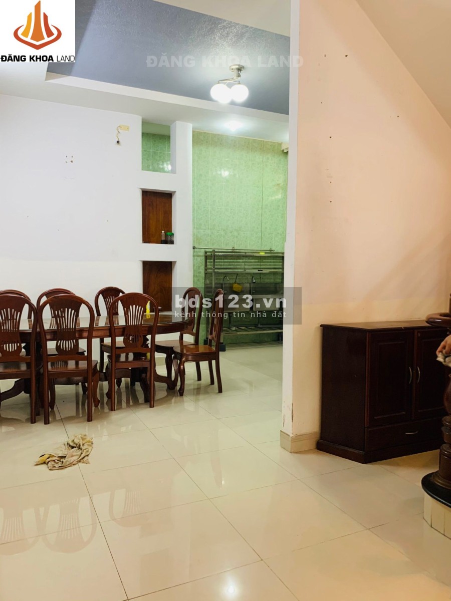 Bán Gấp Nhà Ngay Kha Vạn Cân-Đường số 9, Linh Tây, Dt 84m2 ngang 5m, Hẻm ô tô, giá 6.2 tỷ