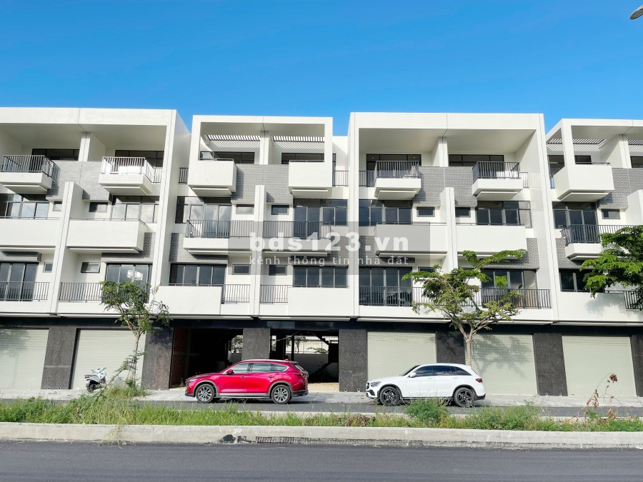 Chỉ còn 5 căn shophouse mặt tiền đường 43m tại VCN Phước Long 2.