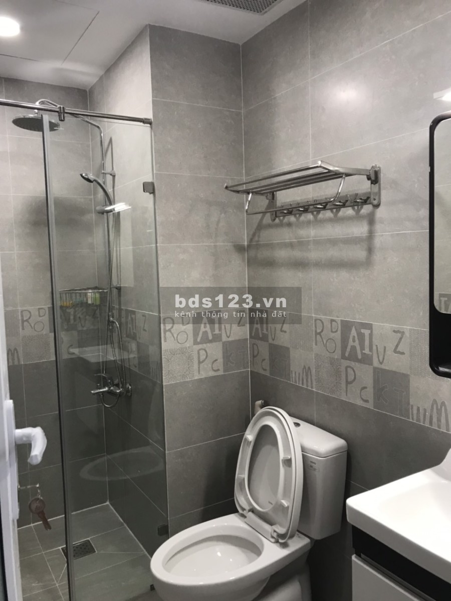 Giá tốt cần bán căn Palm Height2 diện tích 76m2( 2PN.2WC) nội thất cơ bản giá 4.2 tỷ bao phí