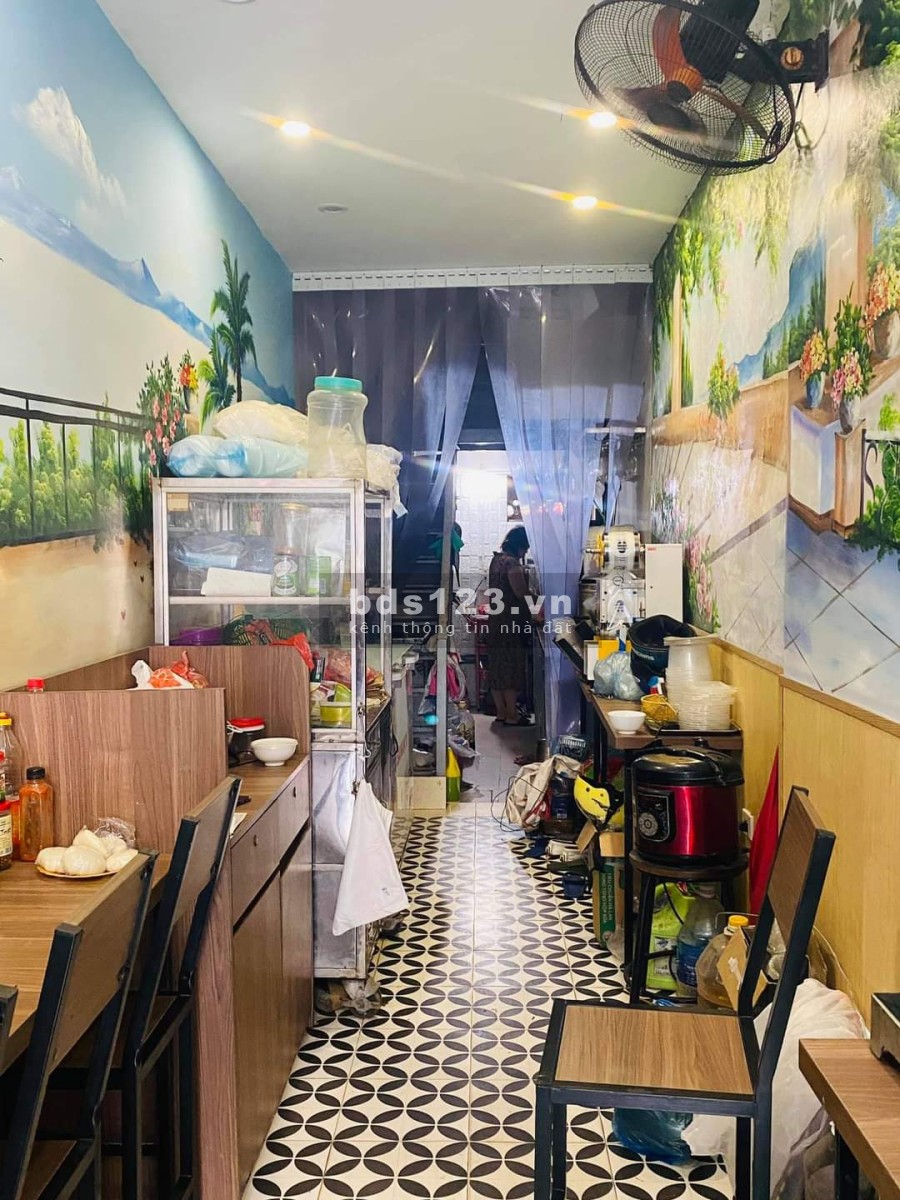Bán nhà mặt phố nhỉnh 3 tỷ kinh doanh sầm uất sổ đẹp chính chủ, pháp lý đầy đủ, vào ở ngay