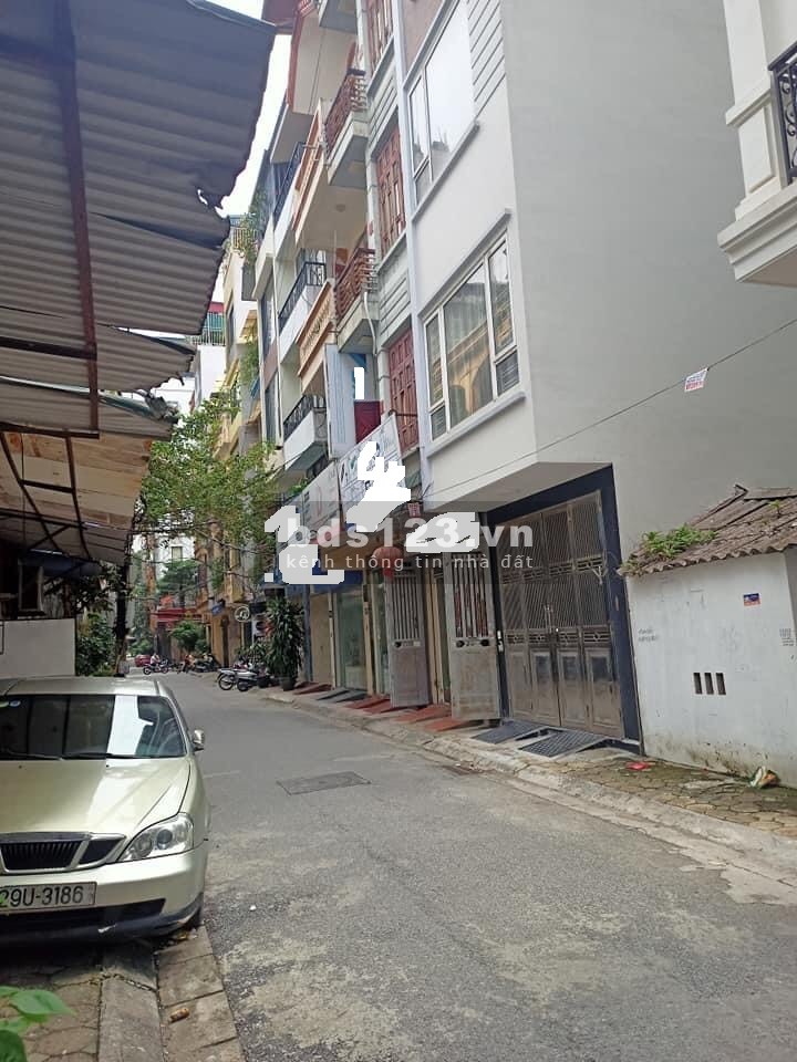 Bán mảnh đất cực hiếm ngõ 106 Hoàng Quốc Việt, phân lô vỉa hè,ô tô tránh nhau, dừng đỗ,61m2, 10,6 tỷ