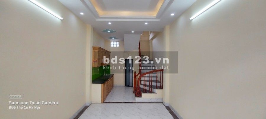 Cần bán nhà tại Xa La Hà Đông dt 32m2 4 tầng, 3PN giá chỉ 2,7 tỷ. nhà thoáng trước sau