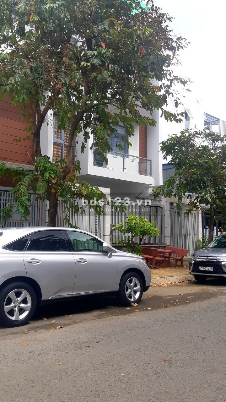 Nhà 75m2 4 tầng ngang 5m đường D1 phường 25 Bình Thạnh chỉ 12 tỷ