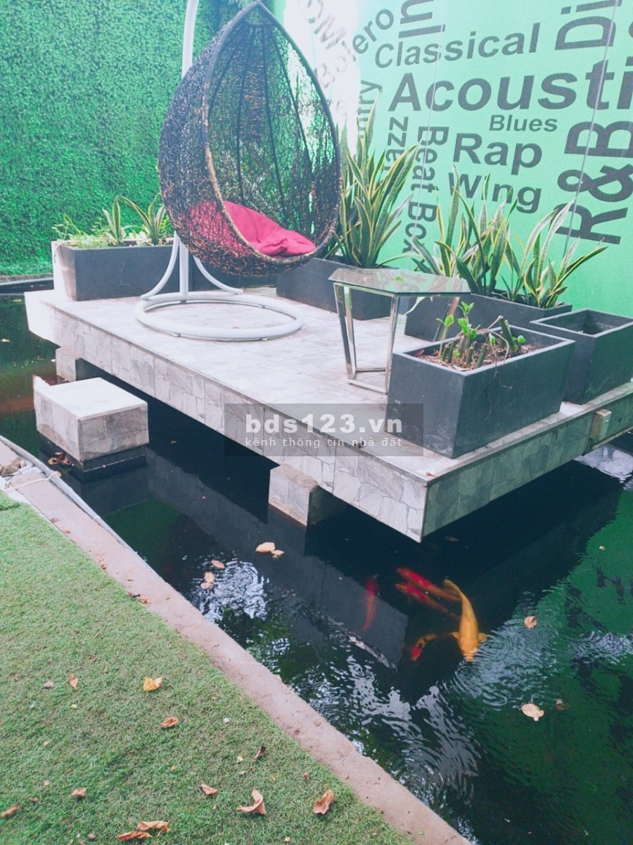 Bán 2 căn nhà mặt tiền đường Song Hành khu dân trí cao, liên hệ 0907071070, sổ sẵn