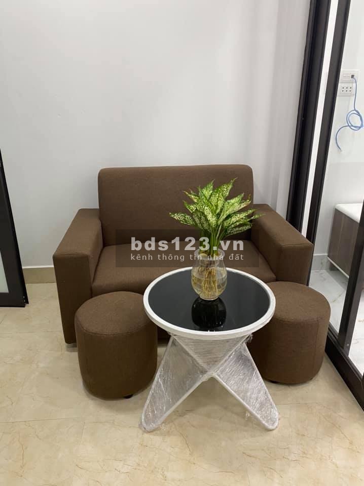 Cực hot, cực hiếm, căn nhà ở Mai Dịch chỉ có 3.7 tỷ pháp lý chính chủ giá tốt đầu tư