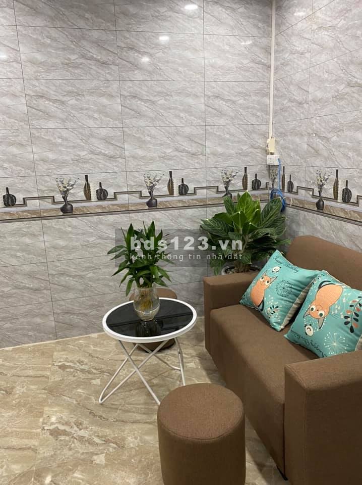 Cực hot, cực hiếm, căn nhà ở Mai Dịch chỉ có 3.7 tỷ pháp lý chính chủ giá tốt đầu tư