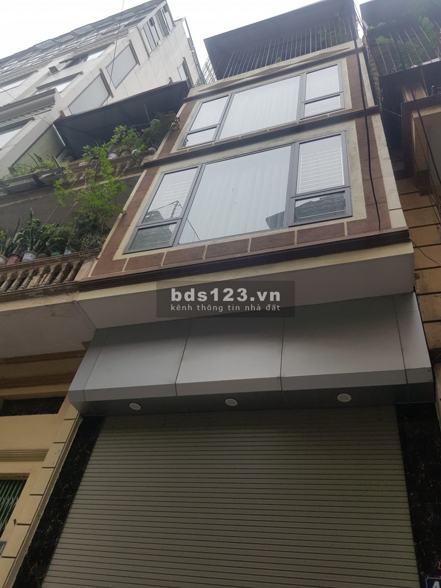 Bán nhà phố Khương Trung kinh doanh cưc đỉnh giá bán 7.8 tỷ, ô tô vào tận nhà, khu dân trí cao
