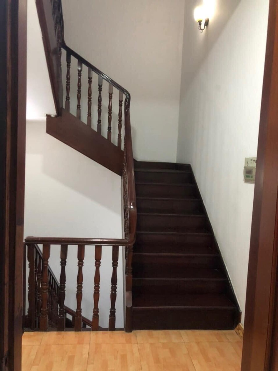 Bán nhà Tô Ngọc Vân 100m mt 8m- Lô góc ô tô tránh giá cực tốt liên hệ 0975648579