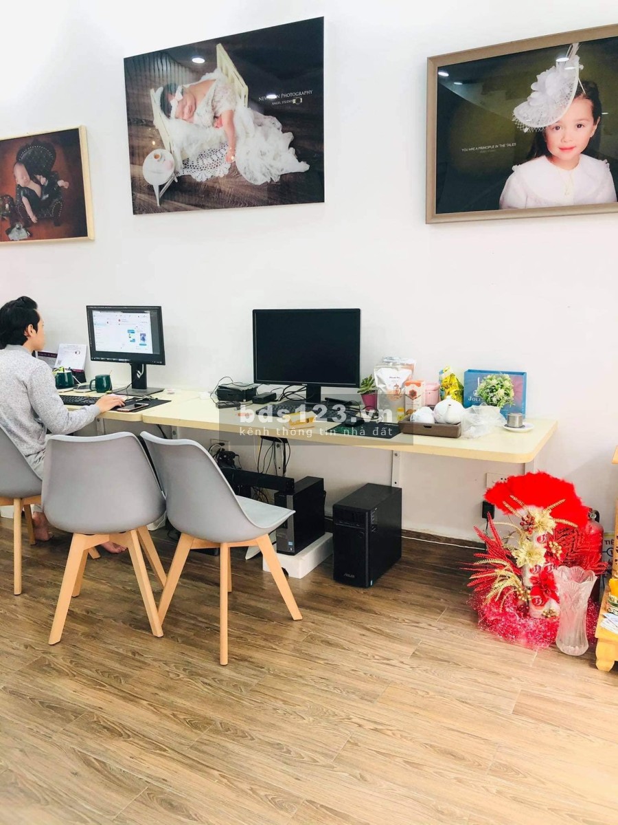 Bán nhà Nguyễn Trãi phân lô ô tô 7 chỗ kinh doanh siêu đẹp, dtsd 70m2, giá bán 8 tỷ hơn