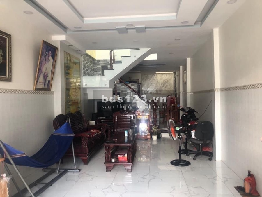 Bán nhà nở hậu, HXH Đồng Đen P13 Tân Bình, 48m2, 3 tầng, giá rẻ