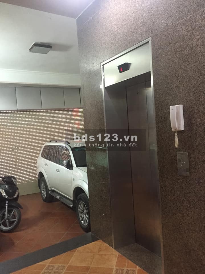 Võng Thị nhà có gara ô tô vào nhà kinh doanh 6 tầng thang máy dt 80m2 giá bán 12 tỷ, thương lượng