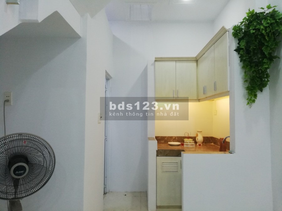 Nhà mới đầy dủ tiện nghi. Đường Ba Vân, Khu Bàu Cát. 4,3 tỷ