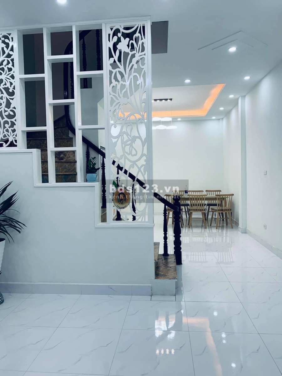 Nhà Đẹp, lô góc, ngõ thoáng phố Vũ Tông Phan, Quận Thanh Xuân dtsd 48m 4 tầng giá 4,95 tỷ